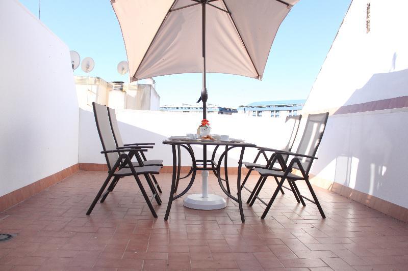 Life Apartments Santo Rey Seville Exterior photo