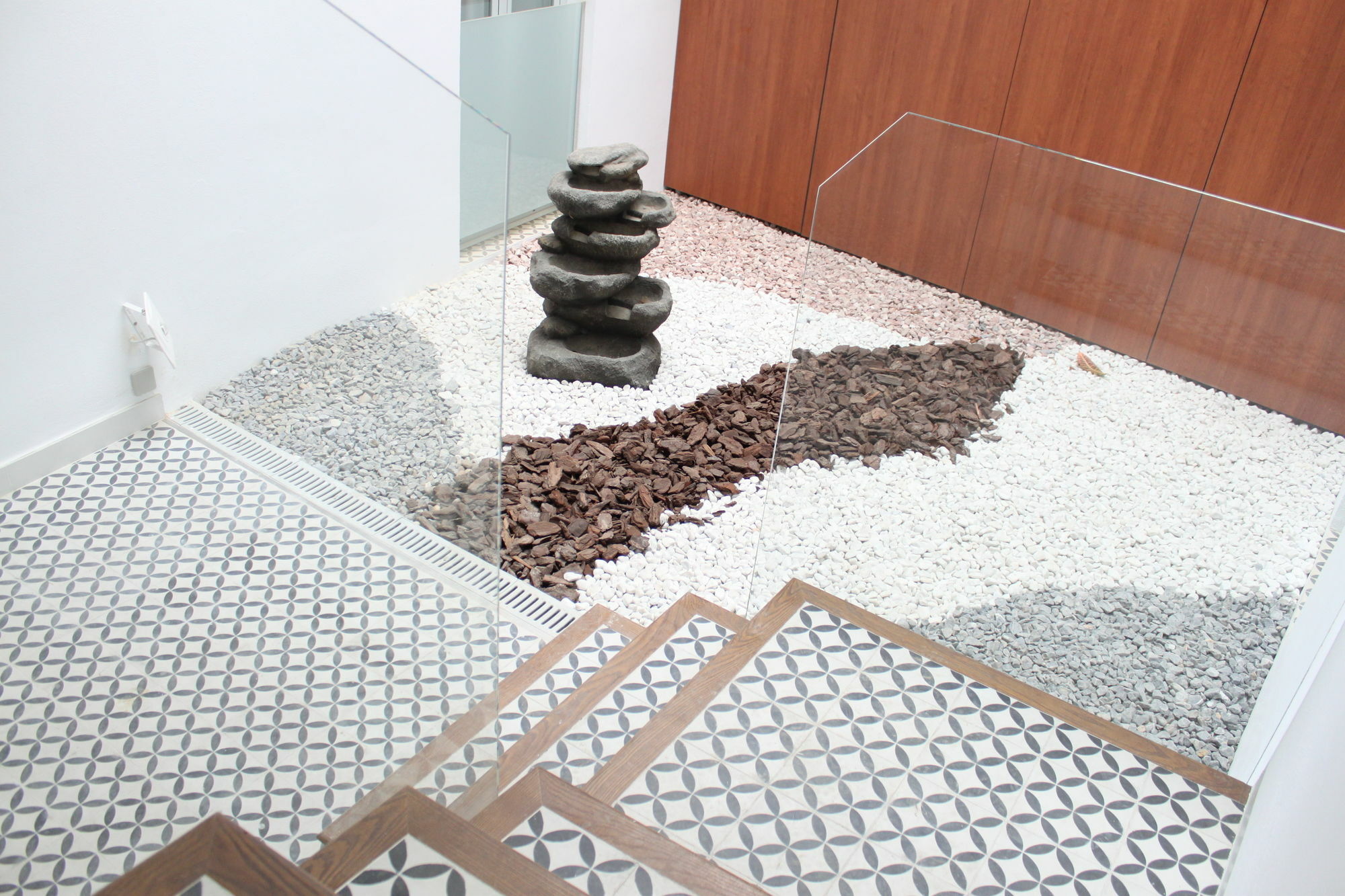 Life Apartments Santo Rey Seville Exterior photo