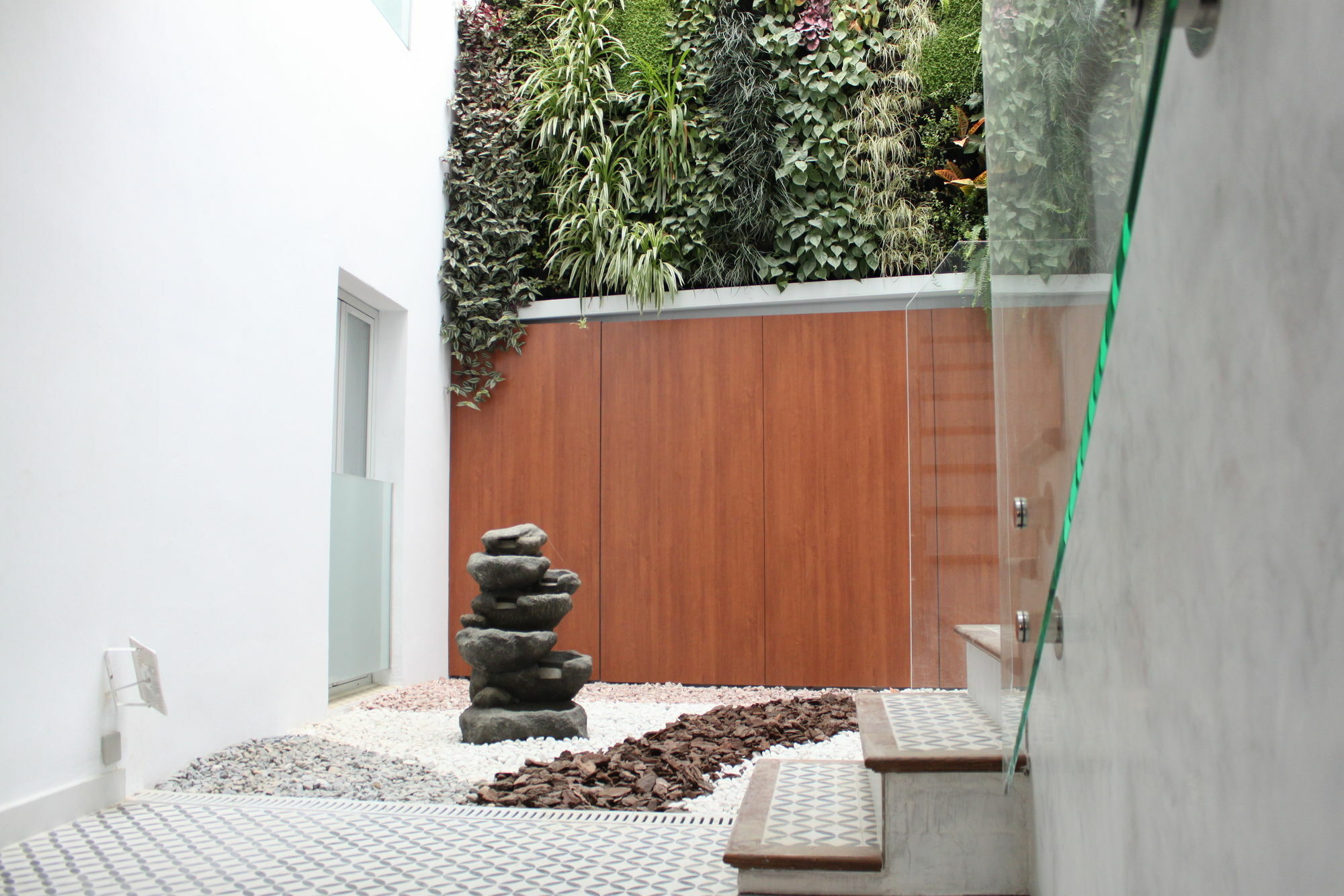 Life Apartments Santo Rey Seville Exterior photo