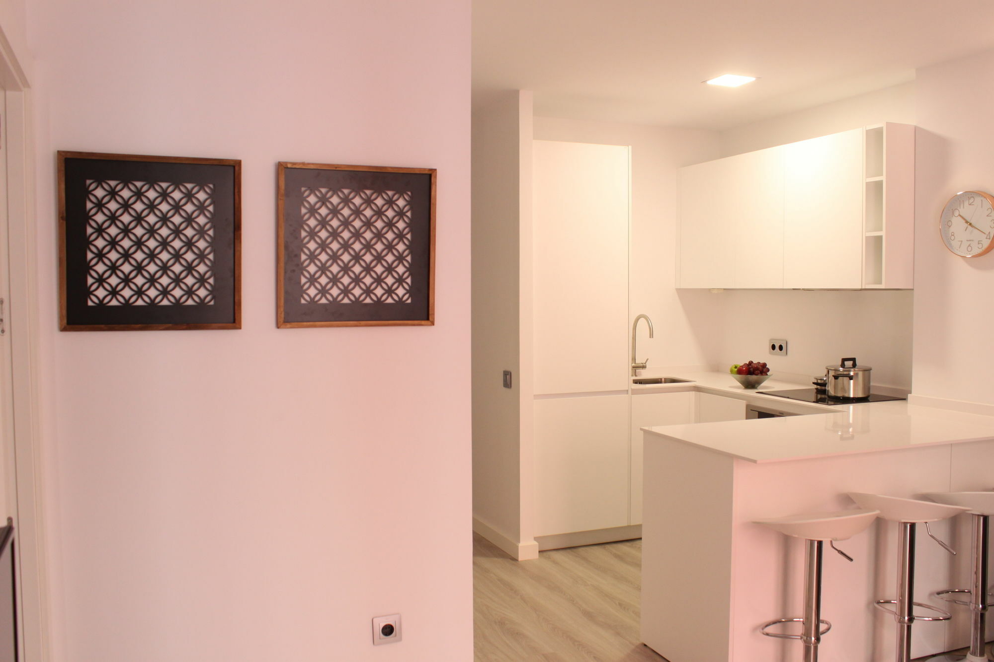 Life Apartments Santo Rey Seville Exterior photo